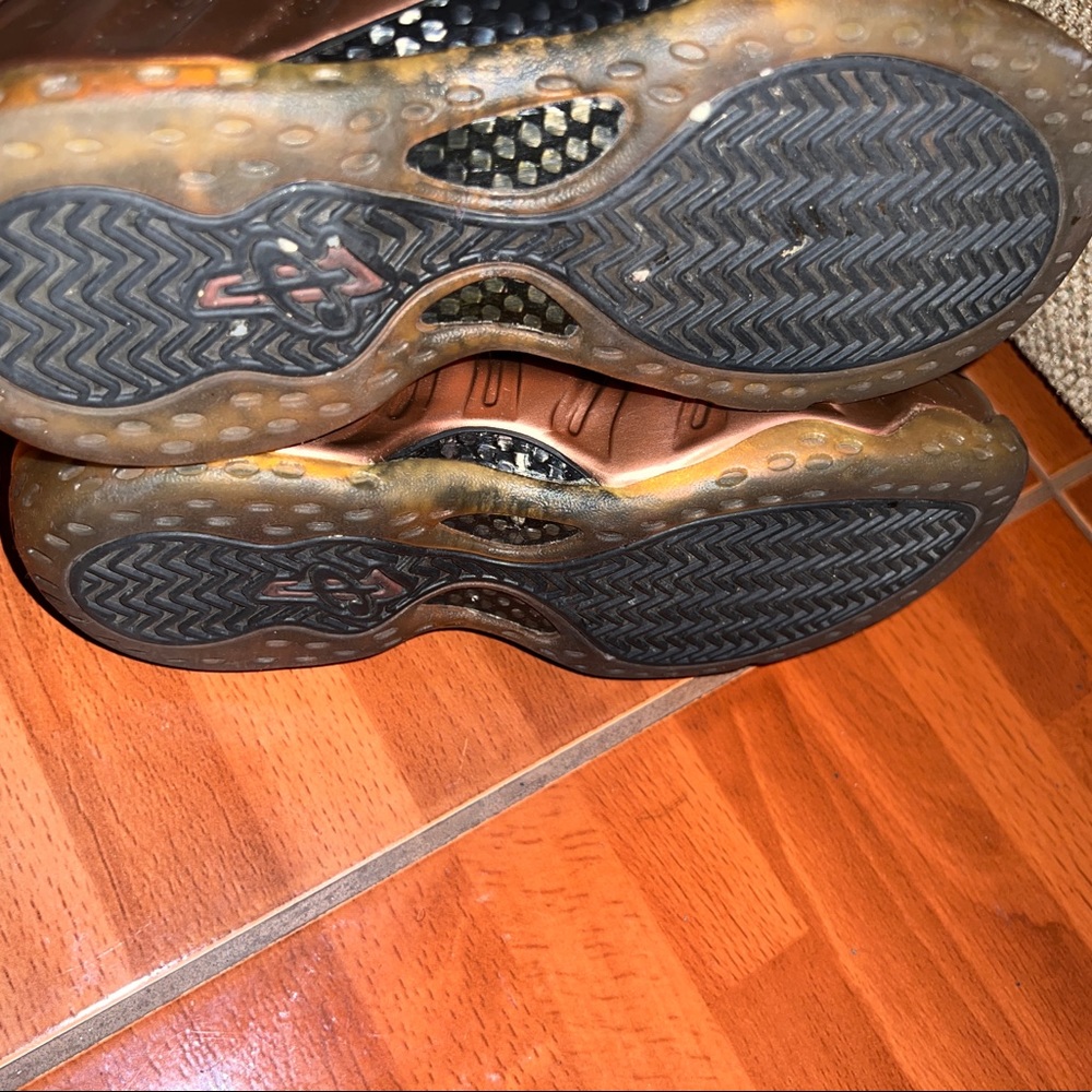 Nike foamposite size 8.5